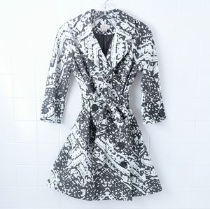 NWOT Vertigo Paris Printed Trench Coat